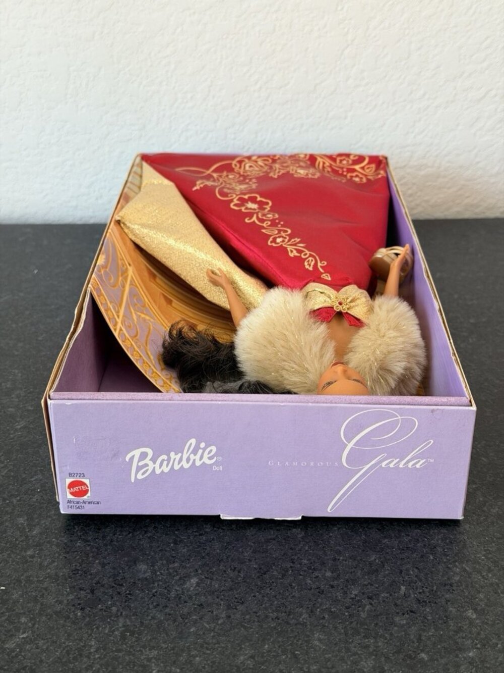 Barbie Glamorous Gala Doll African American B2723 Avon Exclusive NRFB - Picture 10 of 10